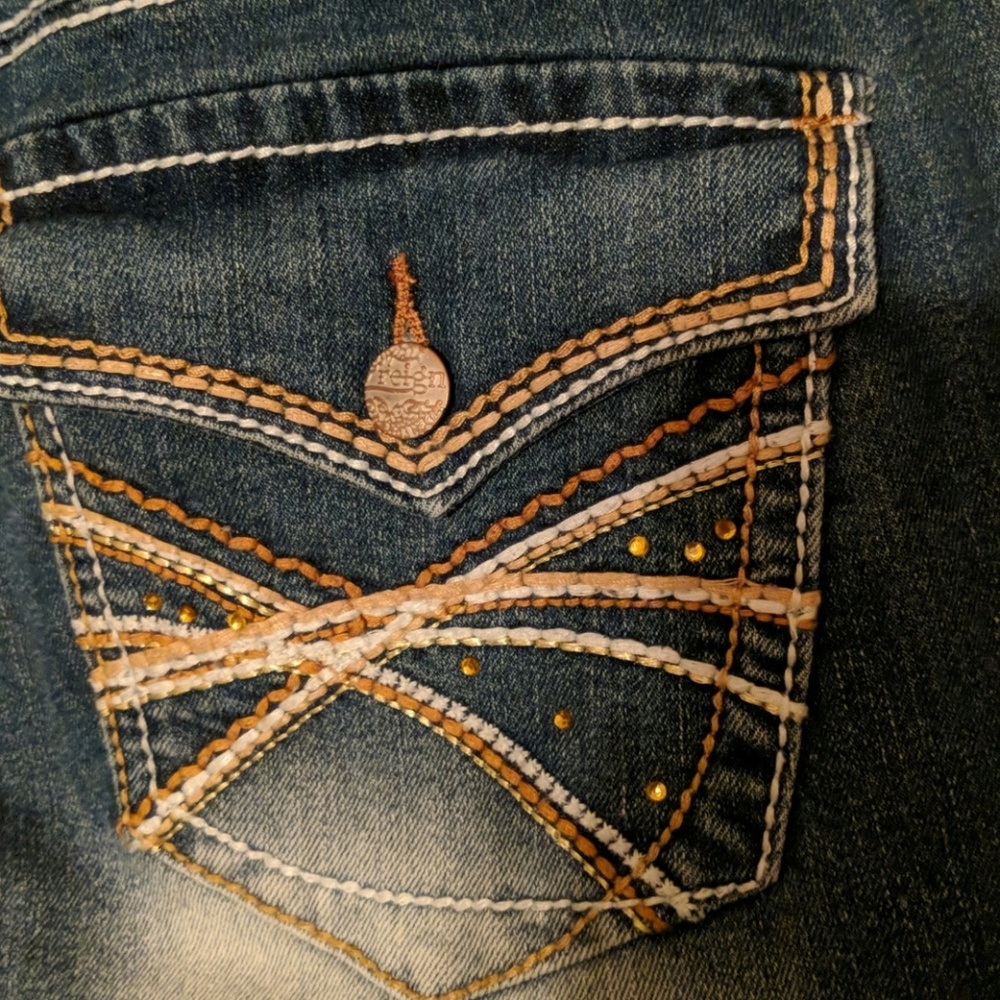 Capris - Picture 5 of 5
